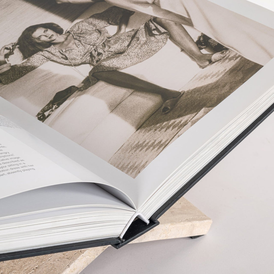 Boekenstandaards Belice beige