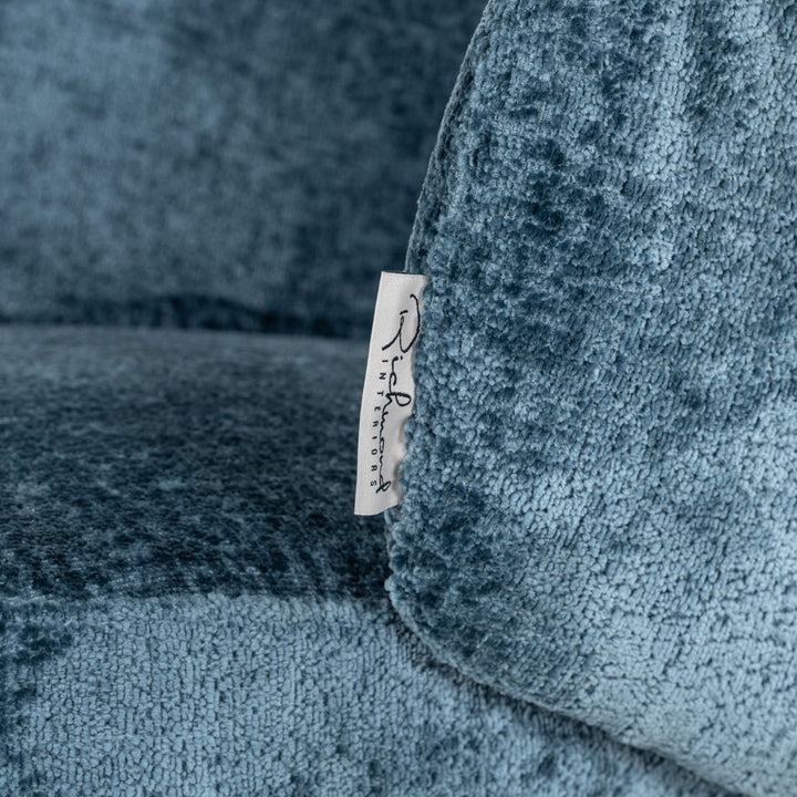 Eetkamerstoel Amphara blue chenille fire retardant